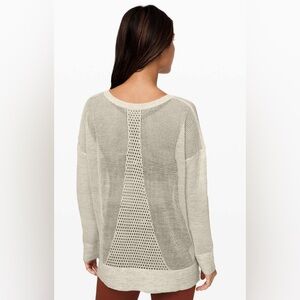 Lululemon Well Being Crew Sweater linen in Heathered Muslin lightweight Size L